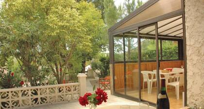 Superbe maison Ă Saint Cannat avec WiFi