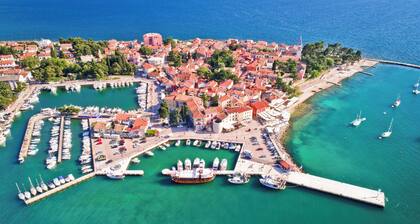 Holiday apartment 80 m from the beach