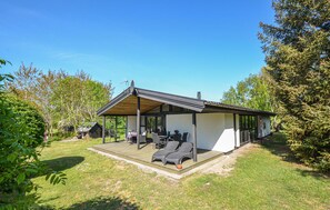 Terrace/patio - Amazing home in Ebeltoft with sauna (Ebeltoft)
