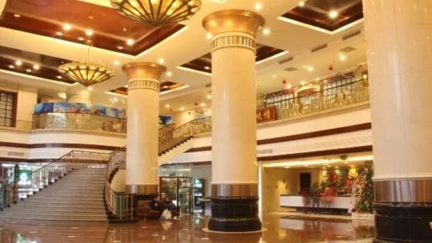 Ảnh chưa phân loại, 1 trong số 12 ảnh, nút