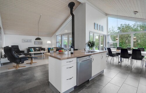 Amazing home in Brovst with sauna