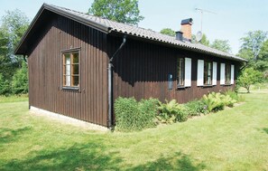 Exterior - 2 bedroom cozy home in Hamneda (Hamneda)
