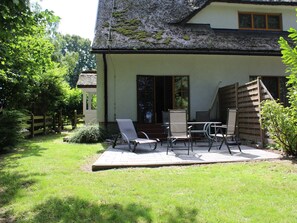Outdoor dining - Höfthus 11, Germany (Middelhagen)