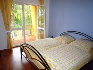 2 bedrooms