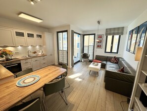 Nicht klassifiziertes Bild, 2 von 39, Schaltfläche