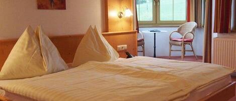 1 habitación y ropa de cama