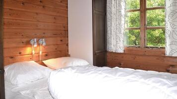2 bedrooms, free WiFi