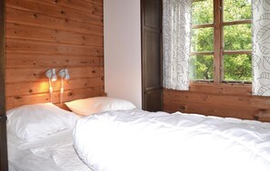 2 bedrooms, free WiFi
