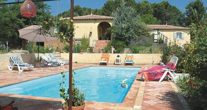 Superbe maison Ă Salernes avec WiFi