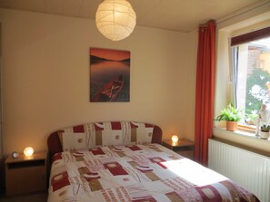 1 dormitorio, wifi, ropa de cama