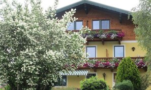 Exterior - Spatzennest apartment in country house style - Anna Laireiter (Keuschen)