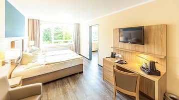 1 Schlafzimmer, Schreibtisch, Reisekinderbett, WLAN