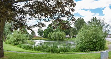 Awesome home in Tomelilla with WiFi