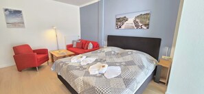 1 bedroom, WiFi, bed sheets