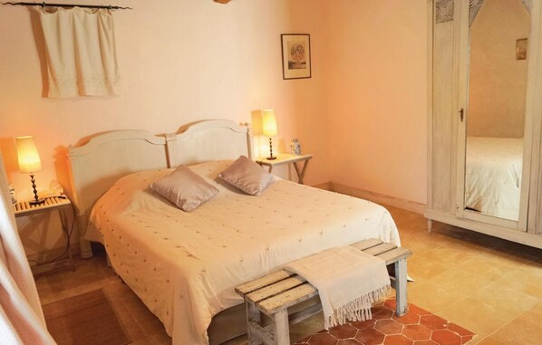 2 bedrooms, free WiFi, bed sheets