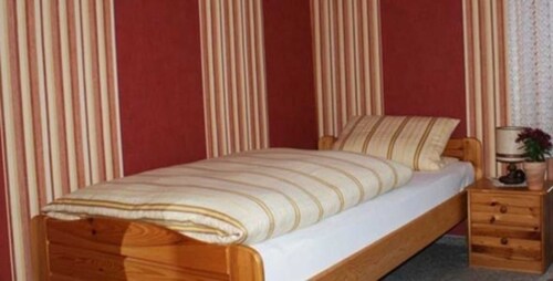 Single room 1 - Gasthaus Pension Schumbert