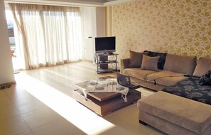 DVD player - 7 bedroom cozy home in Preveza (Preveza)