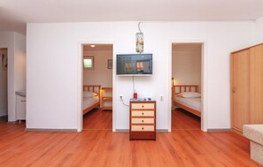 2 chambres, accès au Wi-Fi (inclus), literie fournie