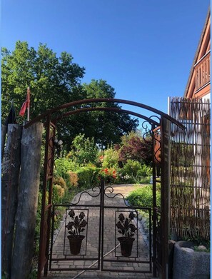 Nicht klassifiziertes Bild, 3 von 30, Schaltfläche