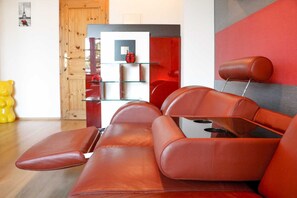 Luokittelematon kuva, 5 kautta 18, painike