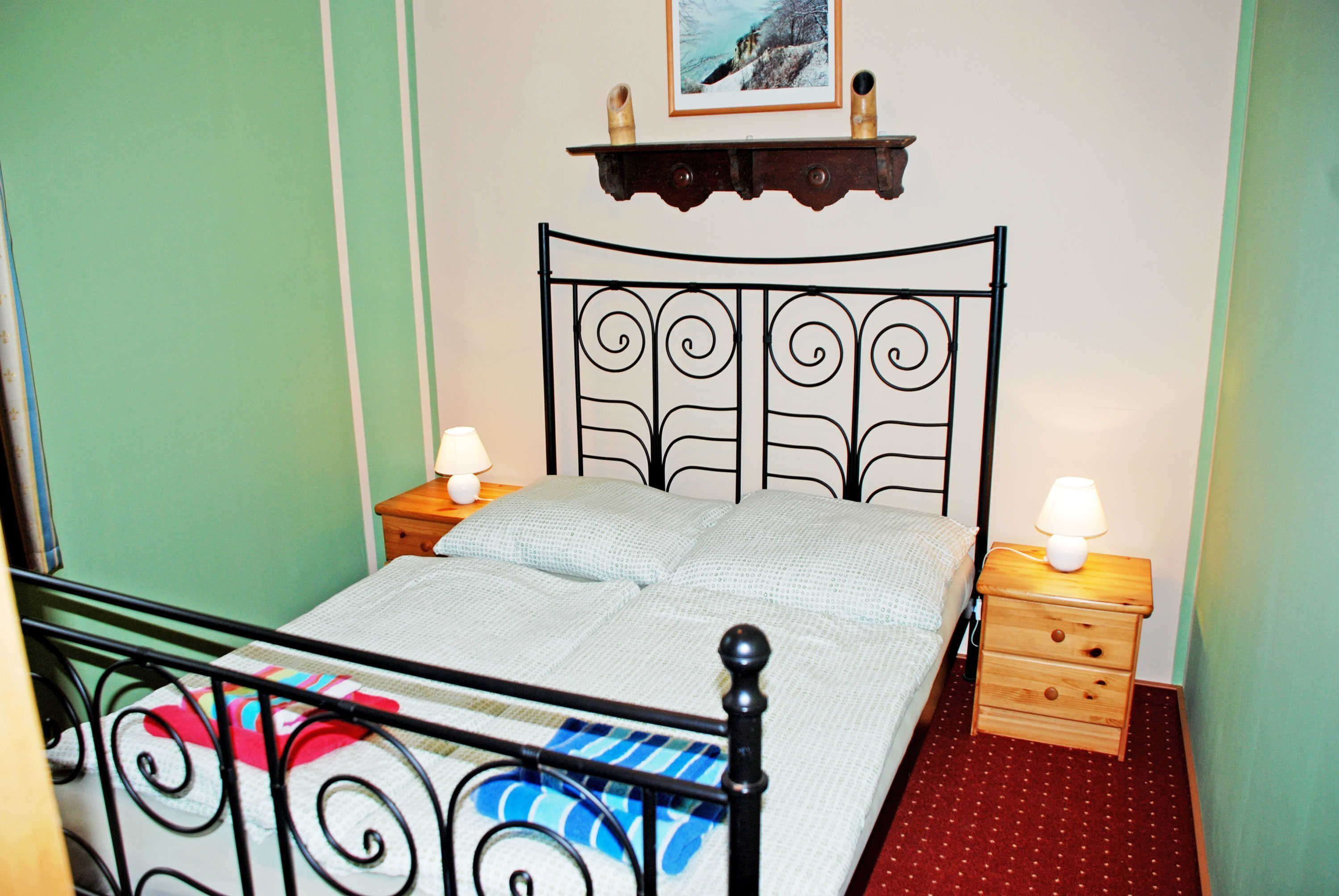 1 bedroom, travel crib, WiFi, bed sheets