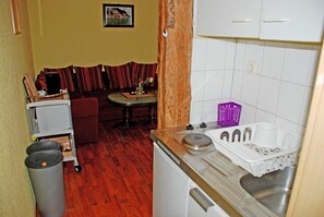 Uklassifisert bilde, 5 av 16, knapp