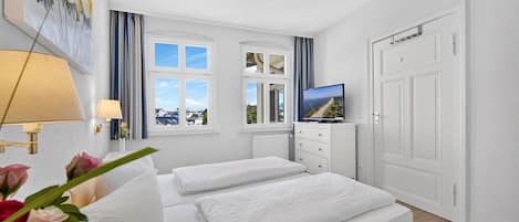 3 bedrooms, WiFi