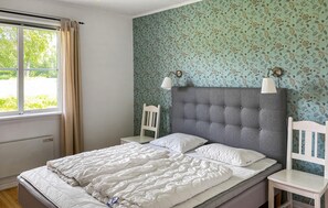 2 Schlafzimmer, Reisekinderbett, kostenloses WLAN, Bettwäsche