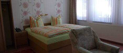 2 chambres, draps fournis