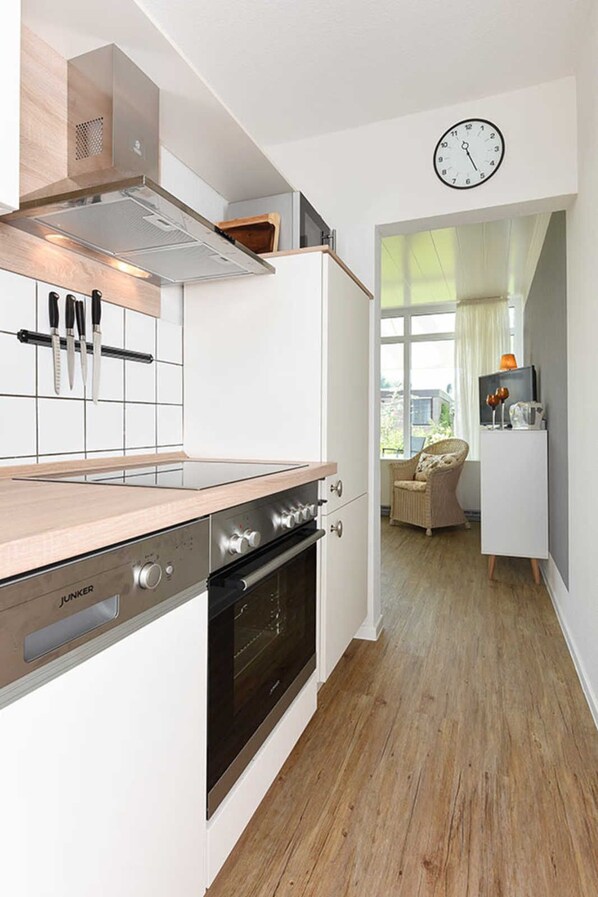 Kühlschrank, Ofen, Geschirrspüler