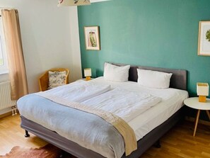 1 bedroom, WiFi, bed sheets