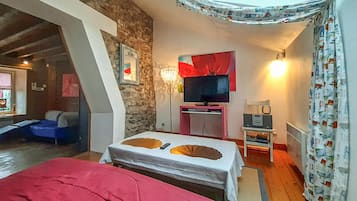 1 camera, Wi-Fi gratuito, lenzuola