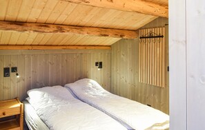 3 soverom, reiseseng for barn, wi-fi (mot et tillegg) og sengetøy