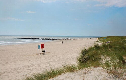 Lovely home in Blåvand with kitchen