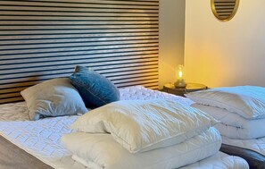 3 عدّة غرف نوم وسرير سفر وواي فاي مجانًا