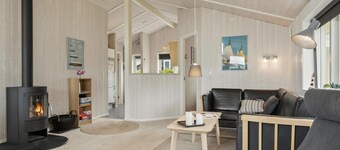 Lovely home in Rudkøbing with sauna