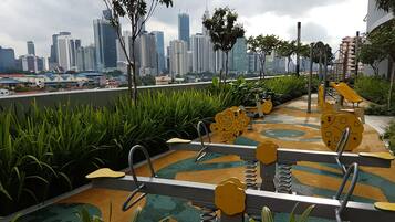 Children’s play area – outdoor