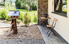 Outdoor dining - Cozy home in Waimes with WiFi (Waimes)