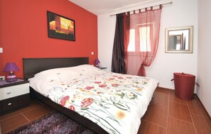 4 habitaciones, wifi gratis y ropa de cama 