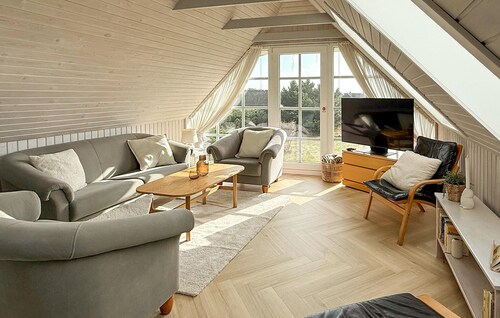 Stunning home in Blåvand with WiFi