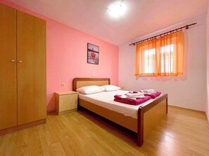 2 bedrooms, WiFi - Holiday apartment with balcony (Baška)