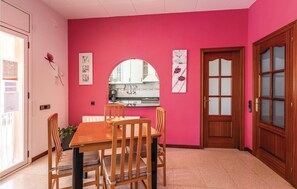 Dining - Lovely home in Tordera (Tordera)