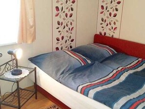 Unclassified image, 2 of 9, button