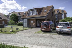 Uklassifisert bilde, 2 av 13, knapp