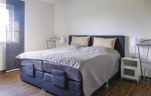 2 Schlafzimmer, Reisekinderbett, kostenloses WLAN