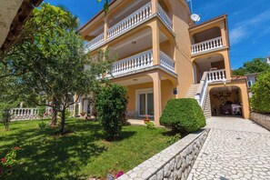 Exterior - Holiday apartment with air conditioning and WLAN (Crikvenica)
