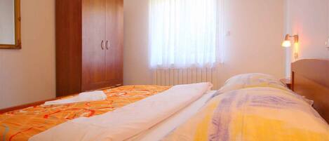 1 soveværelse, internetforbindelse