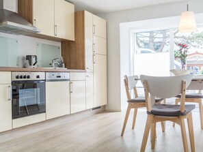 Køleskab, mikrobølgeovn, ovn, opvaskemaskine