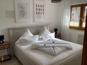 2 camere, una cassaforte in camera, Wi-Fi, lenzuola