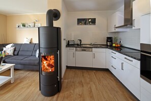 Réfrigérateur, micro-ondes, four, lave-vaisselle